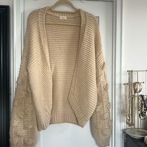 Cardigan - unique sleeves